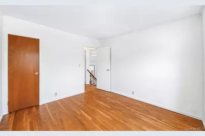 125 S 5th Street, Bethpage, NY 11714 - Photo 9