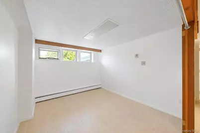 125 S 5th Street, Bethpage, NY 11714 - Photo 15