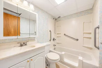125 S 5th Street, Bethpage, NY 11714 - Photo 13