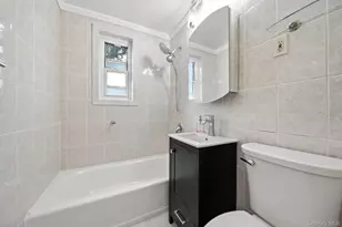 131-45 234th St, Rosedale, NY 11422 - Photo 9