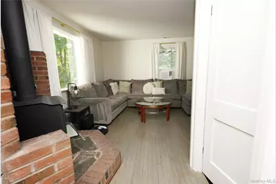 120 Lincoln Road, Medford, NY 11763 - Photo 7