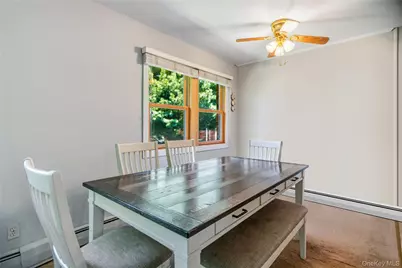 2453 Union #20B, Islip, NY 11751 - Photo 5