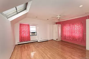 102 Roxbury Rd, Franklin Square, NY 11010 - Photo 17
