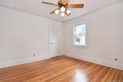 53 Briggs Avenue, Yonkers, NY 10701 - Photo 23