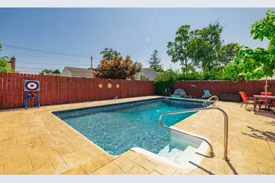 733 9th Street, West Babylon, NY 11704 - Photo 23