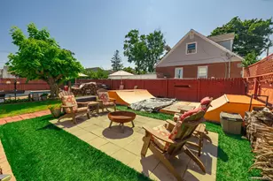 733 9th St, West Babylon, NY 11704 - Photo 29