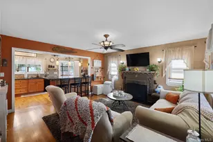 733 9th St, West Babylon, NY 11704 - Photo 3
