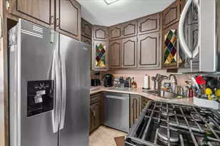 10 Enness Ave, Bethpage, NY 11714 - Photo 13