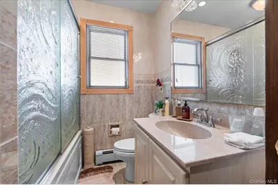 10 Enness Avenue, Bethpage, NY 11714 - Photo 15