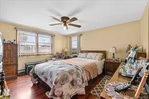 10 Enness Ave, Bethpage, NY 11714 - Photo 17