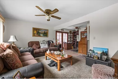 10 Enness Avenue, Bethpage, NY 11714 - Photo 5