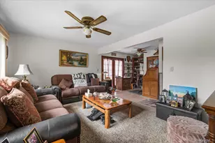 10 Enness Ave, Bethpage, NY 11714 - Photo 5