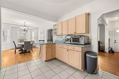 1967 Oakland Avenue, Wantagh, NY 11793 - Photo 7