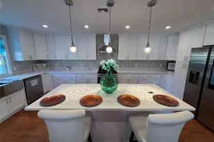 403 S Bayview Ave, Freeport, NY 11520 - Photo 33