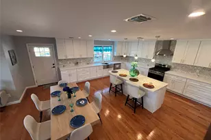 403 S Bayview Ave, Freeport, NY 11520 - Photo 21