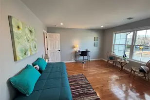 403 S Bayview Ave, Freeport, NY 11520 - Photo 11