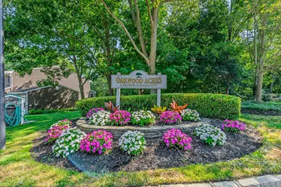 16 Pine Street, Huntington, NY 11743 - Photo 3