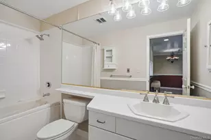 500 Pondside Dr, White Plains, NY 10607 - Photo 9