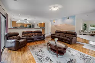 70 Juniper Ln, Muttontown, NY 11791 - Photo 9