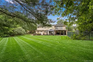 70 Juniper Ln, Muttontown, NY 11791 - Photo 35