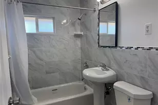 [Address not provided], Levittown, NY 11756 - Photo 9