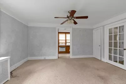 141 Elmwood Street, Valley Stream, NY 11581 - Photo 5