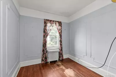 141 Elmwood Street, Valley Stream, NY 11581 - Photo 19