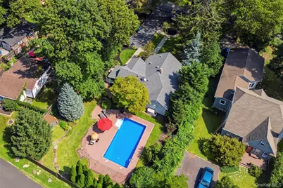 36 Kew Drive, Sound Beach, NY 11789 - Photo 11