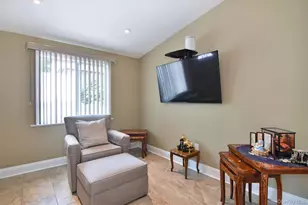 2533 Tenbroeck Ave, Bronx, NY 10469 - Photo 17