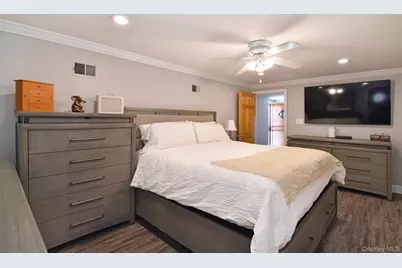 2533 Tenbroeck Avenue, Bronx, NY 10469 - Photo 19