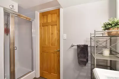 2533 Tenbroeck Avenue, Bronx, NY 10469 - Photo 25