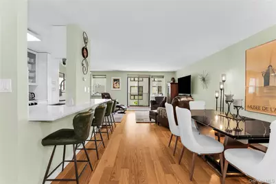 1085 Warburton #210, Yonkers, NY 10701 - Photo 15