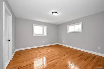 226 Vincent Drive, East Meadow, NY 11554 - Photo 9