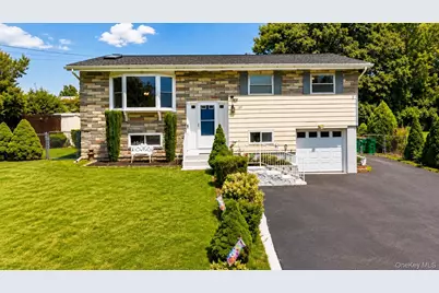125 Riverview Drive, Fishkill, NY 12524 - Photo 1