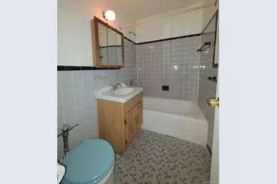 679 W 239th #3E, Bronx, NY 10463 - Photo 3