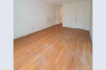 679 W 239th #3E, Bronx, NY 10463 - Photo 5