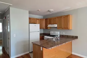 12 Pavilion Rd, Suffern, NY 10901 - Photo 3
