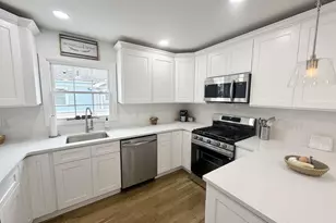 20 Iris Ave, Merrick, NY 11566 - Photo 3