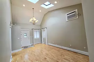 104 Choir Ln, Westbury, NY 11590 - Photo 5