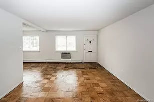 178 Jervis Ave, Farmingdale, NY 11735 - Photo 9