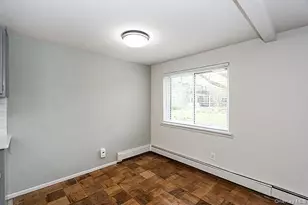 178 Jervis Ave, Farmingdale, NY 11735 - Photo 13