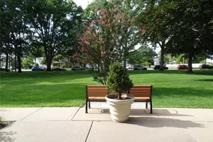 178 Jervis Ave, Farmingdale, NY 11735 - Photo 27