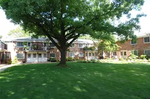 178 Jervis Ave, Farmingdale, NY 11735 - Photo 29