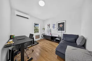 32-33 202nd St, Bayside, NY 11361 - Photo 29