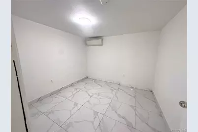 2062 Bath Avenue, Brooklyn, NY 11214 - Photo 31