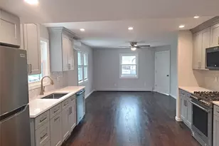 16 Cedar Dr, Farmingdale, NY 11735 - Photo 3