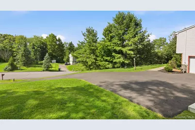 17 Old Hemlock Drive, New Windsor, NY 12553 - Photo 39