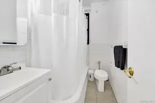 1972 Lafontaine Ave, Bronx, NY 10457 - Photo 13