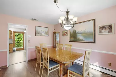 6 Stuyvesant Circle W, East Setauket, NY 11733 - Photo 9
