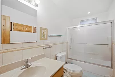 6 Stuyvesant Circle W, East Setauket, NY 11733 - Photo 23